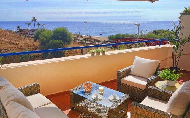 Beautiful Apartment on the beach 103