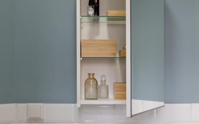 Apartment A33