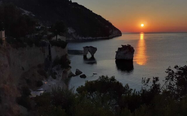 Hotiday Room Collection - Mattinata Faraglioni