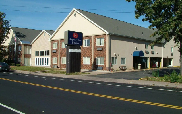 Baldwin Inn & Suites