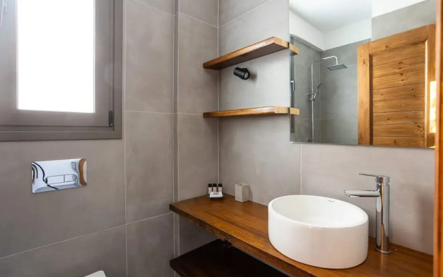 Eneos Boutique Residence - Koroni Garden Gem