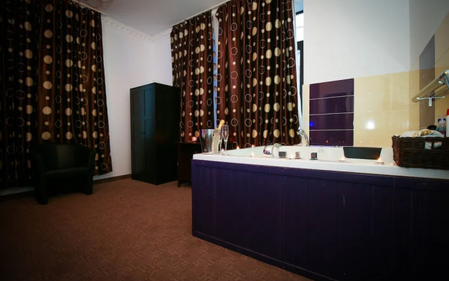 Karma Luxury Room