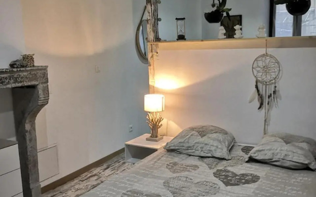 Studio zen et cosy, neuf en pleine ville