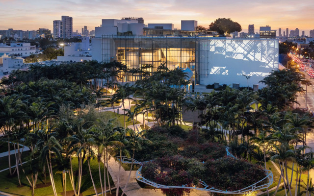 Thompson Miami Beach