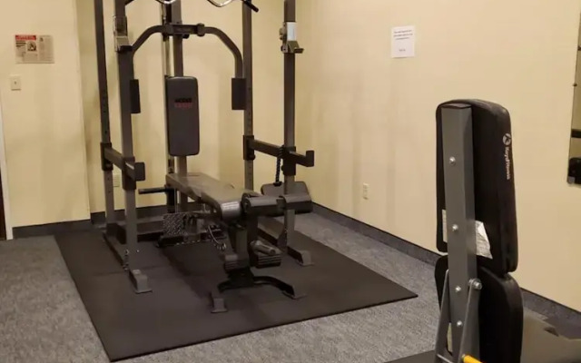 Port of Kimberling Marina & Resort