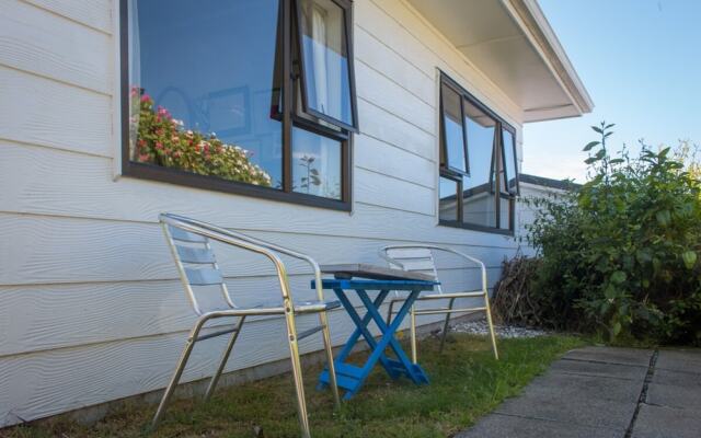 Travellers Retreat 1 Bedroom in Central Auckland