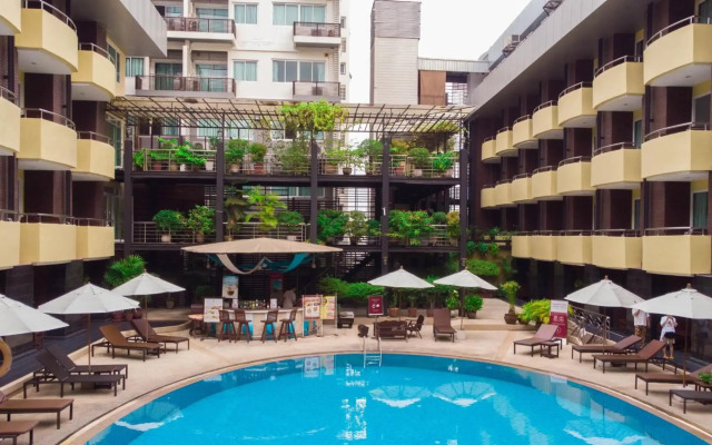 Baron Beach Hotel