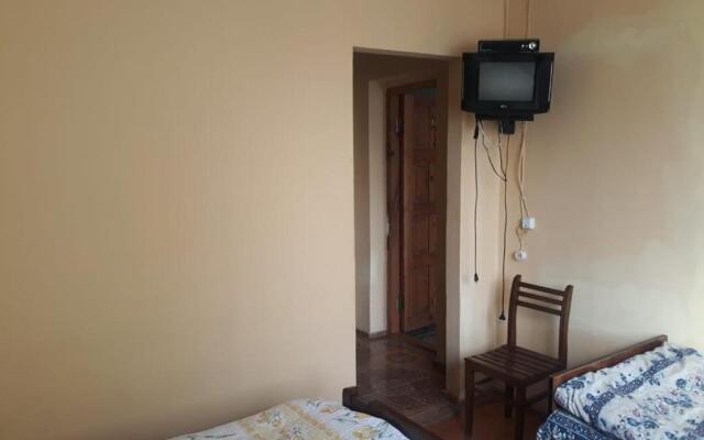 Guest house on Devyatnadtsataya