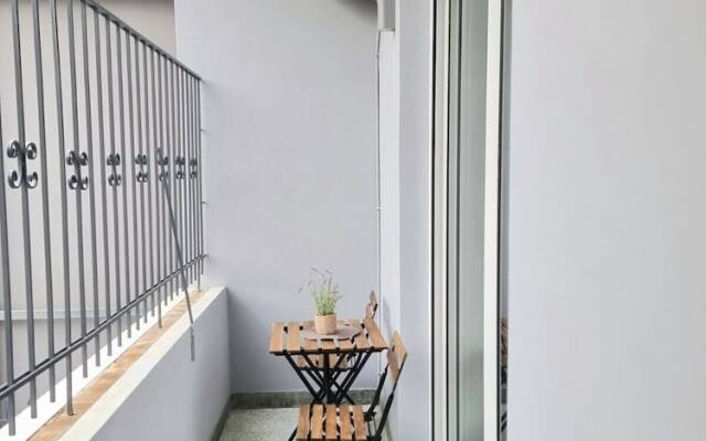 Bmv Apartments