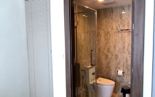 Luxury Apartments in Grand Avenue