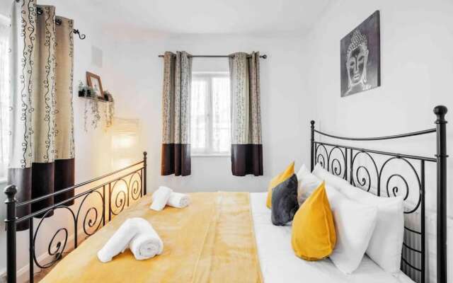 Duplex 3 Bedroom Flat Golders Green Central London
