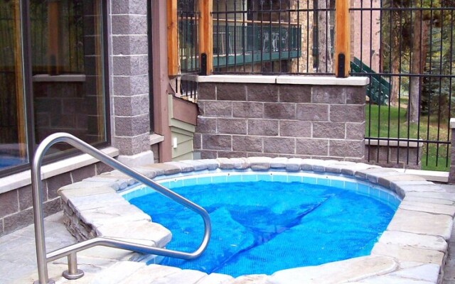 Trails End 207 1BR Condo