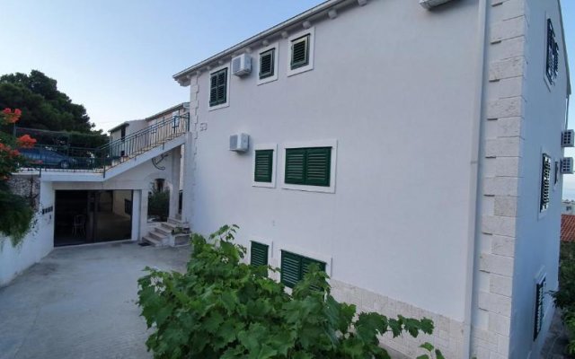 Apartment Villa Mirna