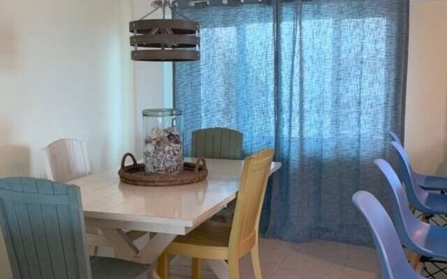 Jamaica Royale T32 - 2 Br Condo
