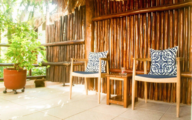 Luna Blue Hotel & Garden
