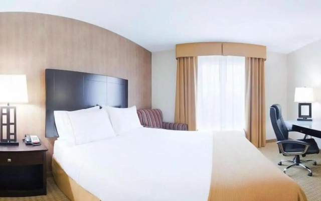 Holiday Inn Express Hotel & Suites Lebanon by IHG