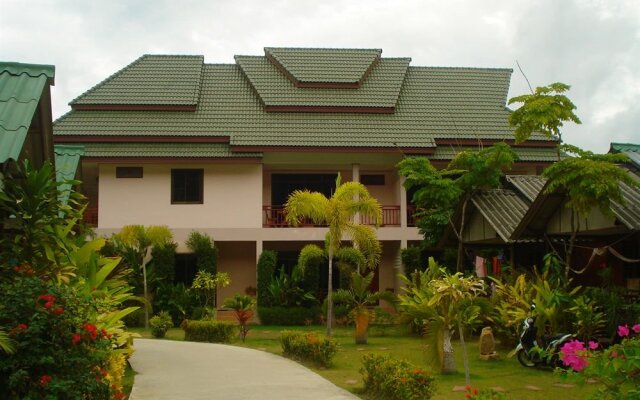 Haad Yao Villa