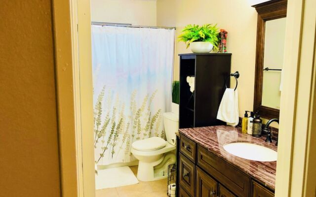 Private Room with Bathroom