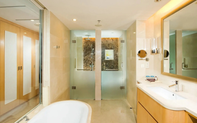 Sheraton Yantai Golden Beach Resort
