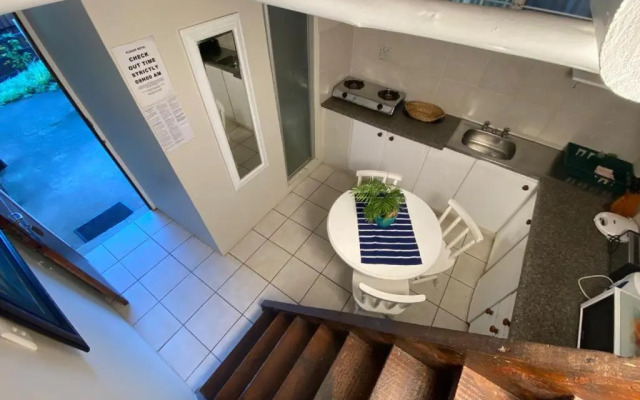 Ansteys Beach Self Catering Apartments