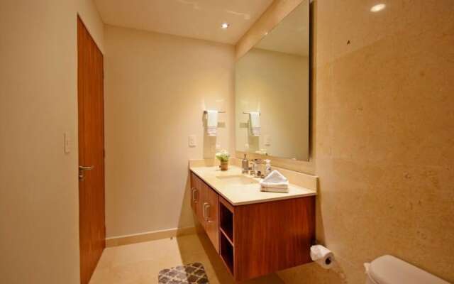 Luxury Condo Boutique