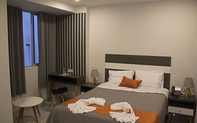 Palm Hotel