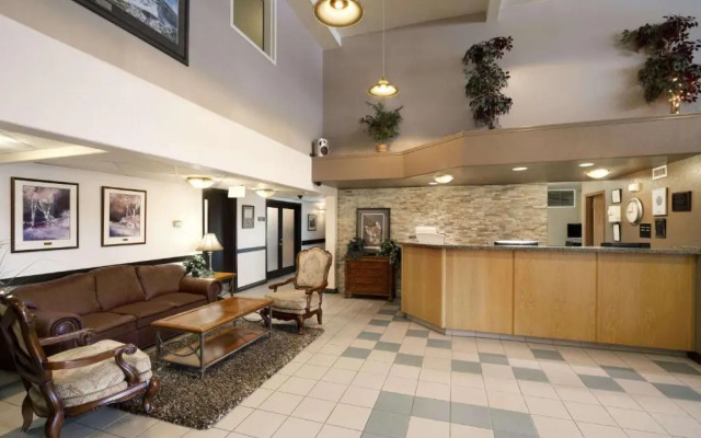 Super 8 Dawson Creek