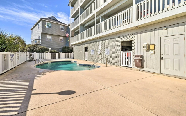On-the-beach Escape: Oceanfront in Surfside!