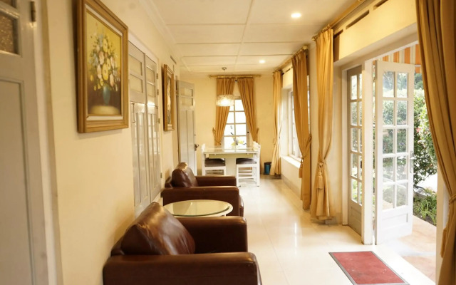 Hotel Indah Palace Tawangmangu
