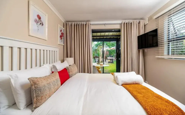 Kamuzi Exquisite Tiny Home Near Airport - 2217