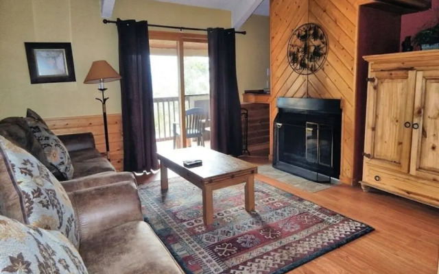 Rockridge 2BR Townhouses