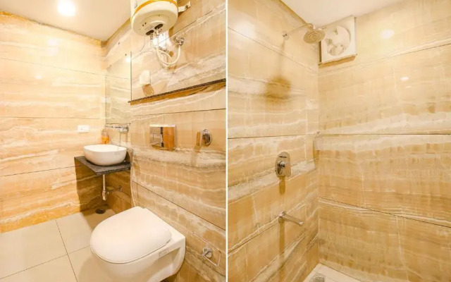 Fabhotel Prime Purple Orchid