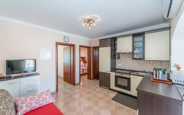 Apartments Hudic