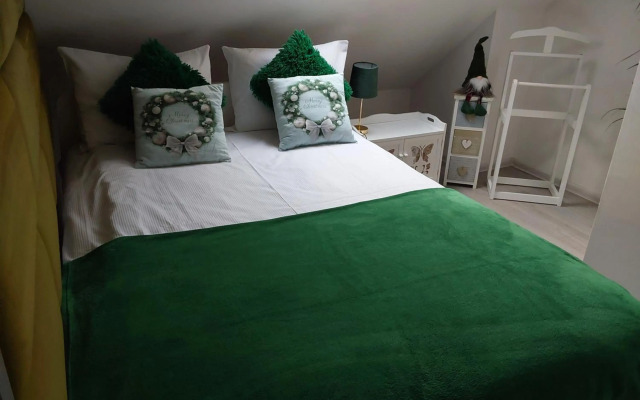 EL-JAR 2 Mieta Goralki