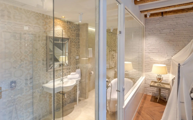 Procurator 7 Luxury Rooms