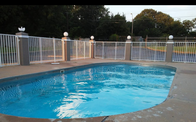 Americas Best Value Inn Memphis Airport