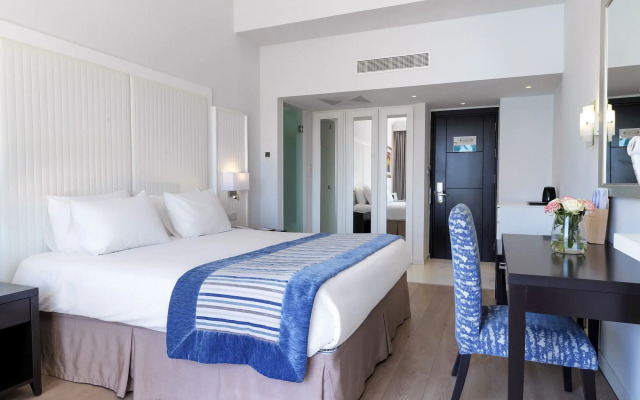 Olympic Lagoon Resort – Ayia Napa