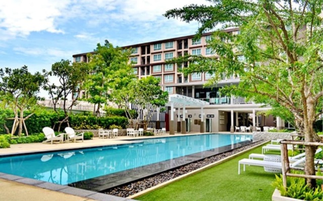 Baan Peang Ploen by Ying