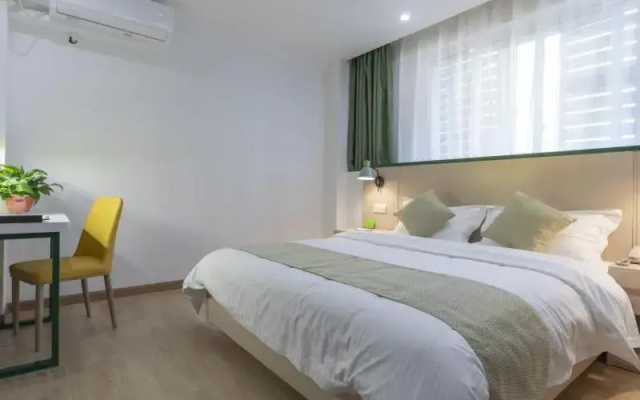 Vatica Hefei Huangshan Road Yuexi Road Hotel
