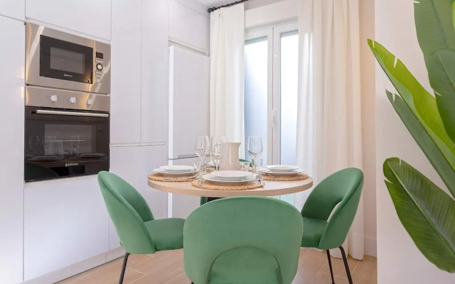 Central Apt. Cordoba. Plaza San Francisco