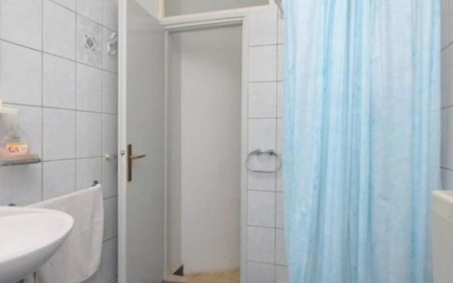 Darka - Free Parking - A2 Veliki