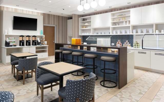 Hyatt Place Charlotte/University Research Park