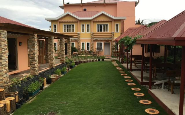 OYO 889 Amboy Hometel