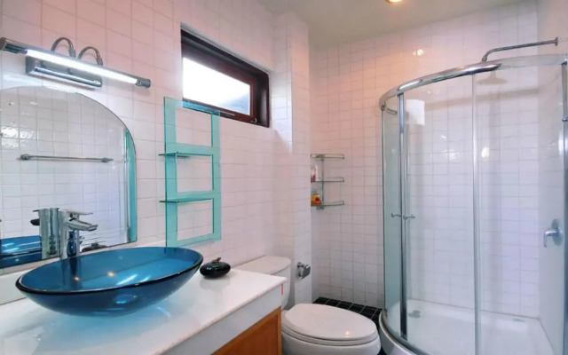 8 Bedrooms Twin Villas in Chaweng