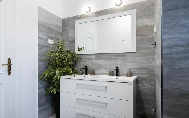 Aurelia Residence