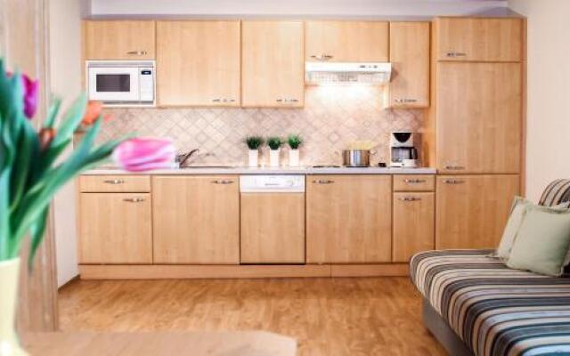 Holzmannhof und Michis Appartementhaus