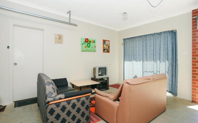 All Seasons Port Elliot Holiday House