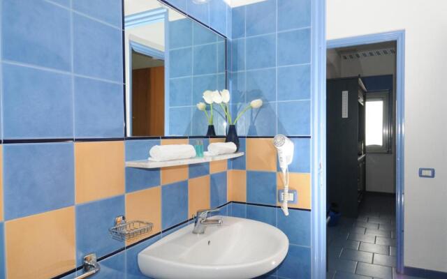Studio a Stones Throw From the sea