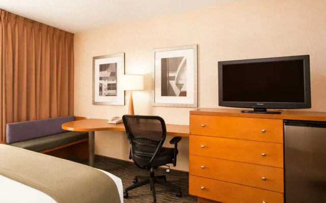 Holiday Inn Express West Los Angeles-Santa Monica