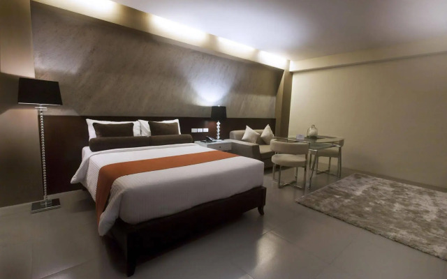 Grace Crown Hotel